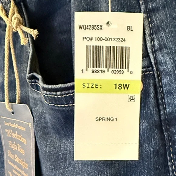 NWT Democracy High Rise Embroidered Jeans - Absolution Slim Straight - Picture 5 of 9